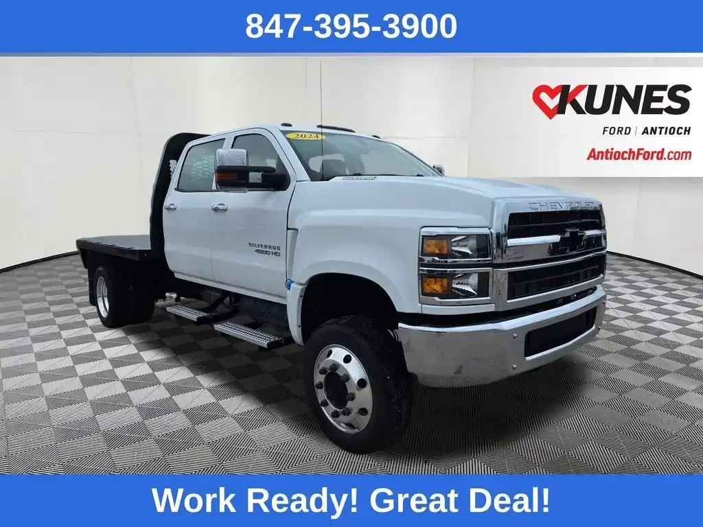 2024 Chevrolet Silverado HD WT 4WD Crew Cab 175" WB's photo