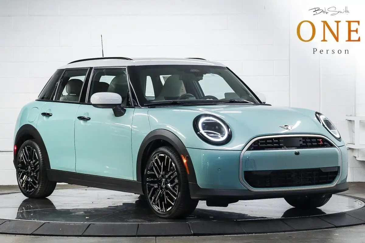 2026 MINI Hardtop Cooper S photo 1