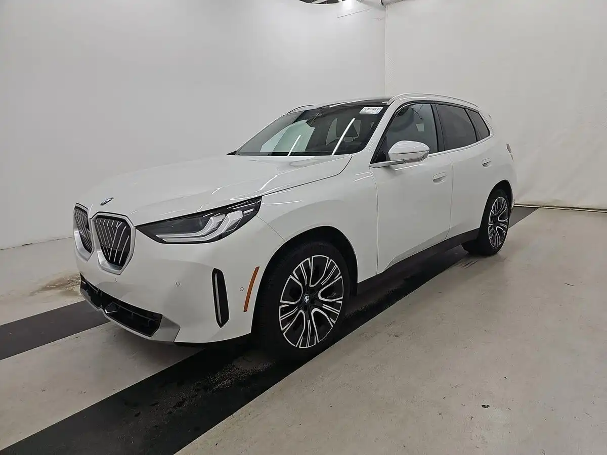 2026 BMW X3 30 XDRIVE's photo