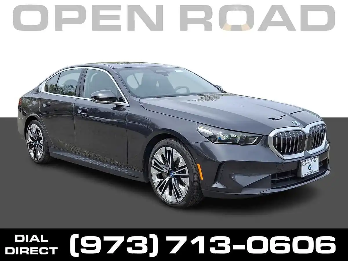 2025 BMW i5 xDrive40 Sedan's photo