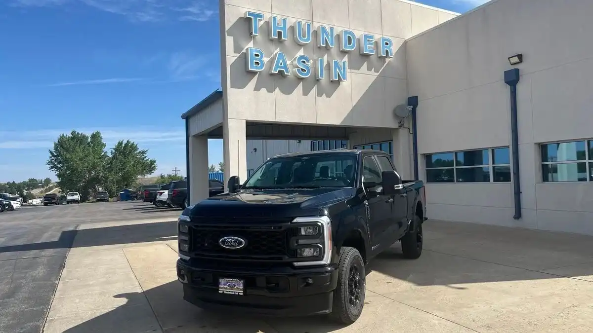 2026 Ford F-250 XL 4x4 Crew Cab 6-3/4' Box's photo