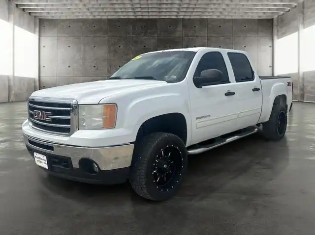 2013 GMC Sierra SLE 4WD Crew Cab SWB's photo