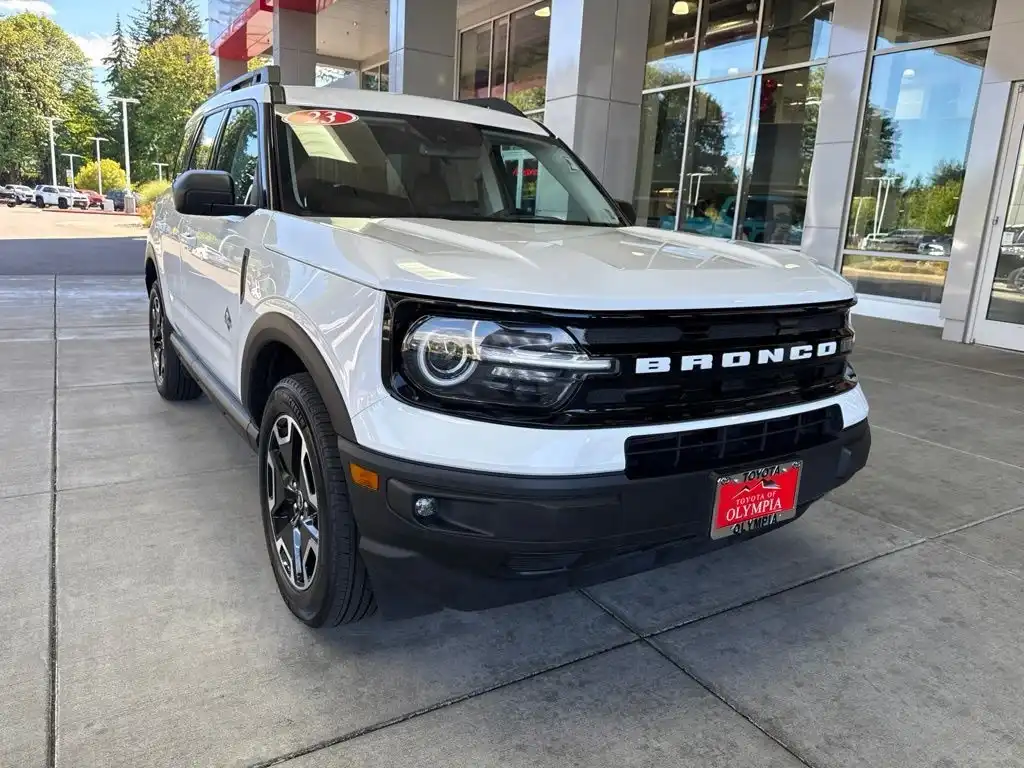 2023 Ford Bronco Sport Outer Banks 4X4's photo