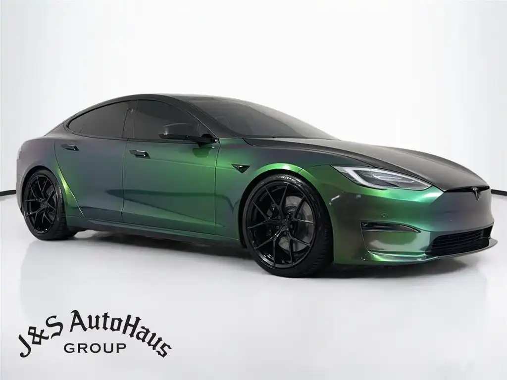 2021 Tesla Model S Plaid's photo