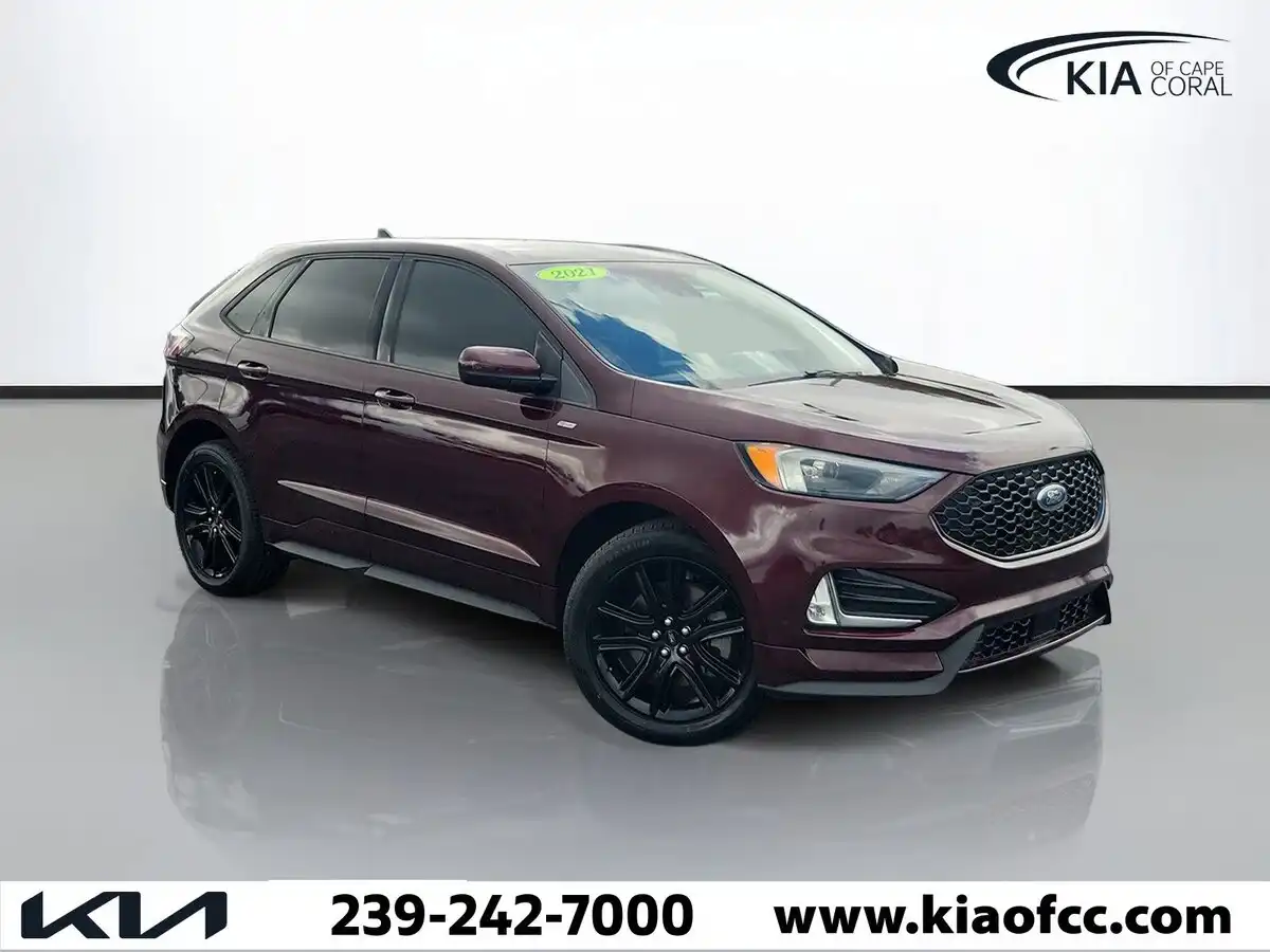 2021 Ford Edge ST-Line's photo