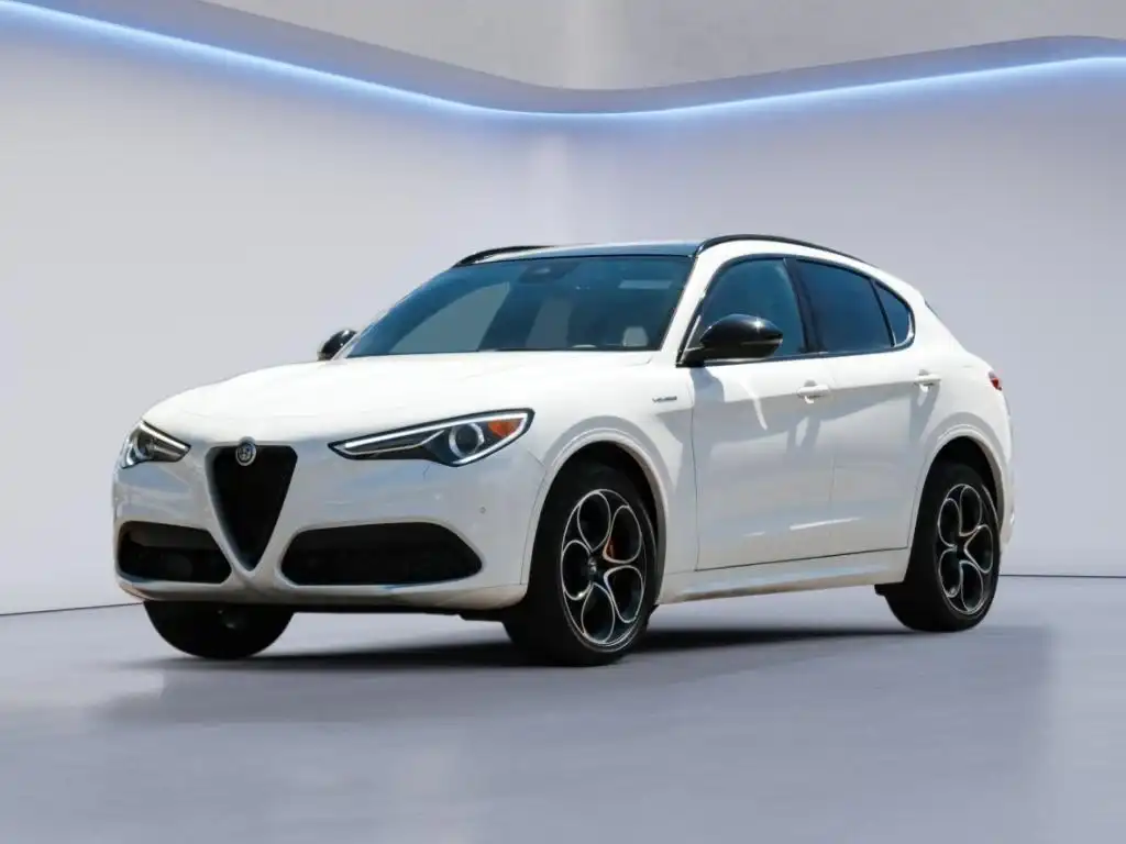 2023 Alfa Romeo Stelvio Veloce AWD's photo