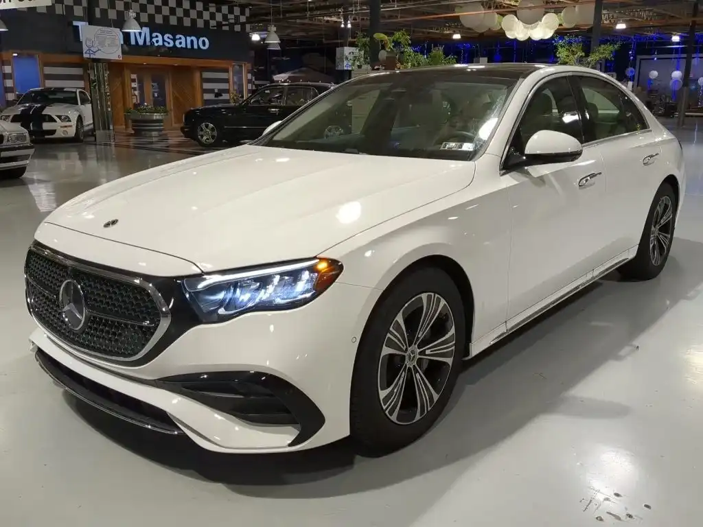 2026 Mercedes-Benz E-Class E350 4MATIC's photo