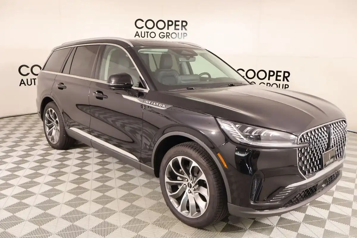 2026 Lincoln Aviator Reserve AWD's photo