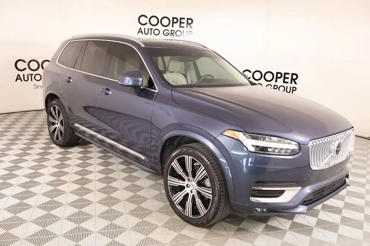 2021 Volvo XC90 T6 Inscription 6-Passenger AWD's photo