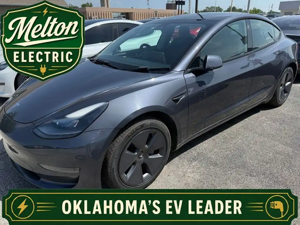 2023 Tesla Model 3 Base's photo