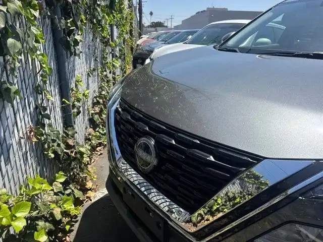 2023 Nissan Rogue SV FWD's photo