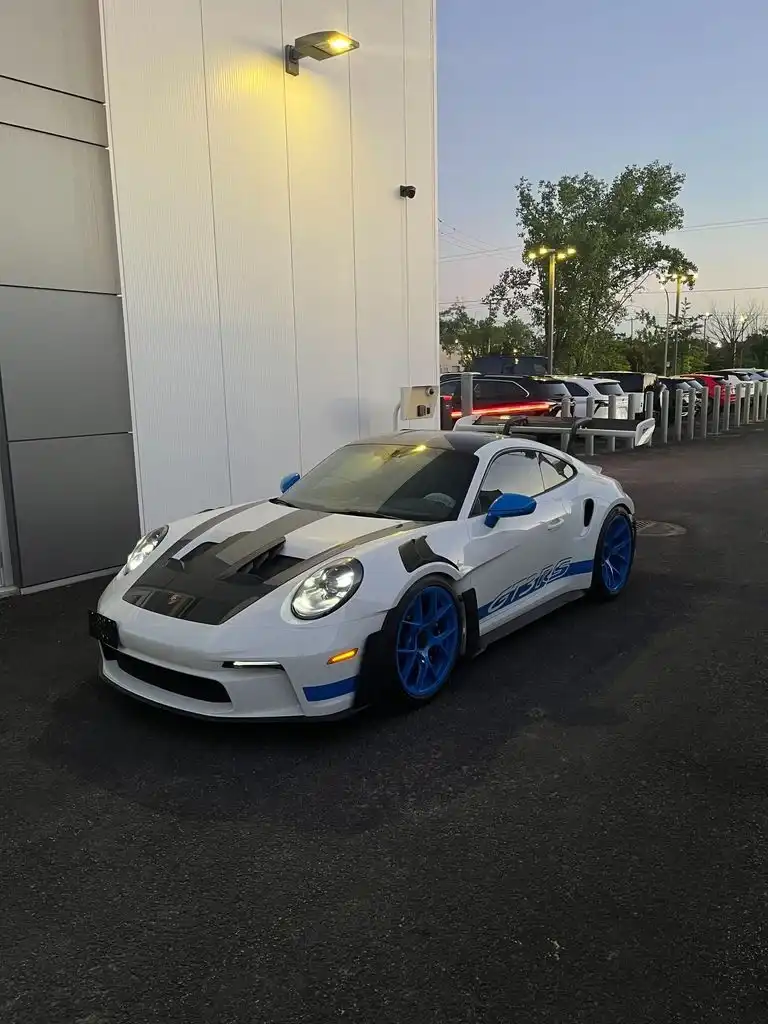 2024 Porsche 911 GT3 RS's photo