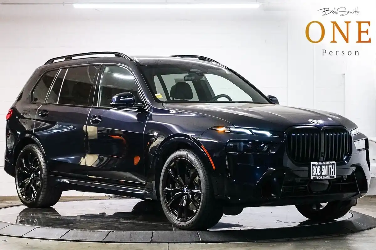 2026 BMW X7 xDrive40i's photo