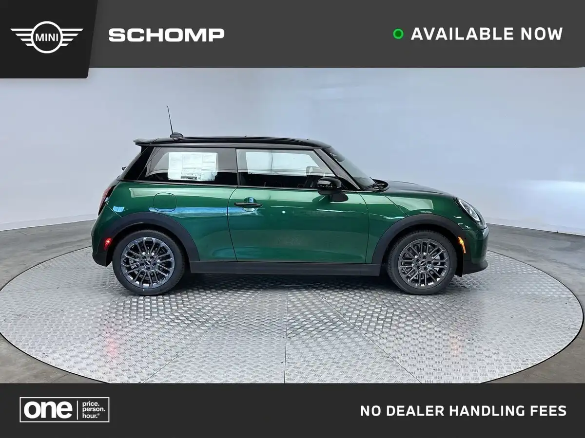 2026 MINI Hardtop Cooper S's photo