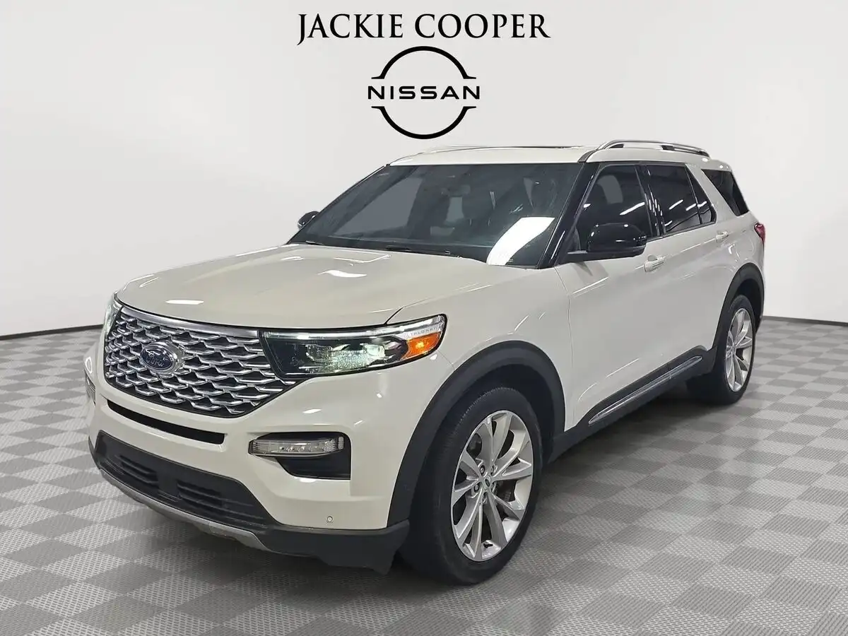 2023 Ford Explorer Platinum 4WD's photo