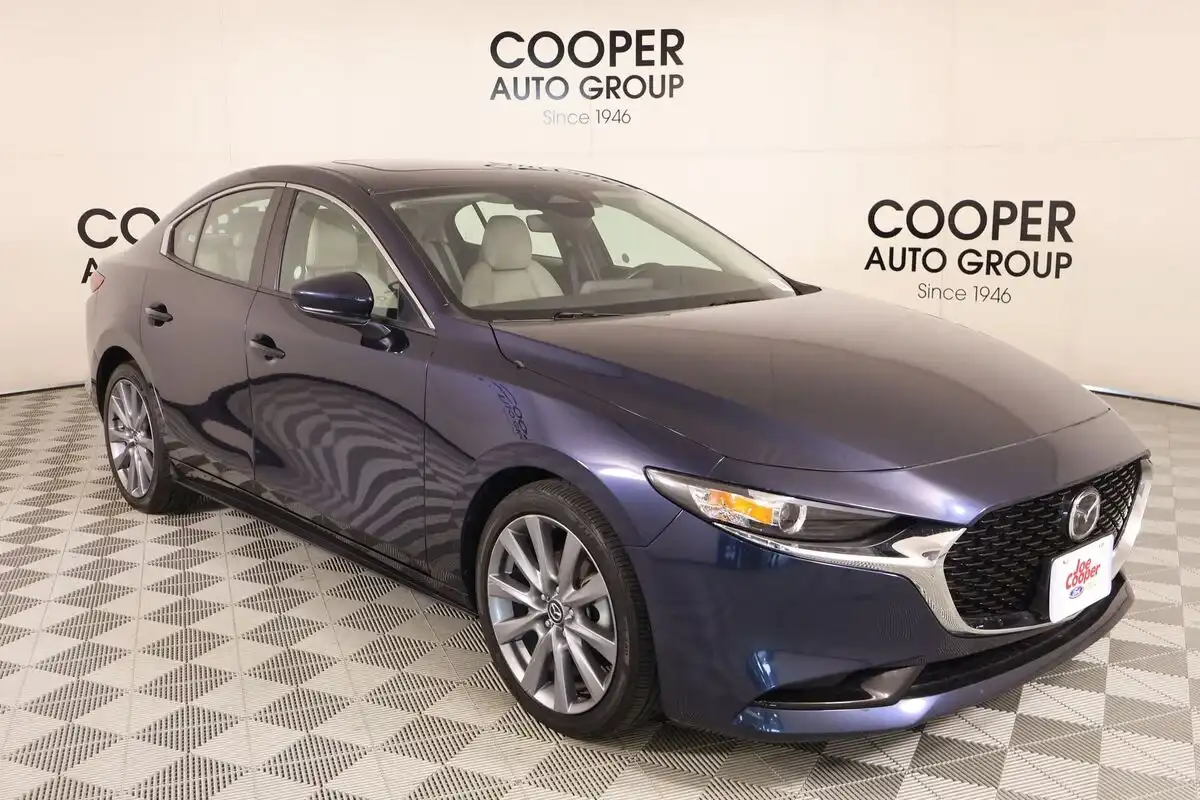 2025 Mazda CX-3 Preferred Auto SKYACTIV 4-Door's photo