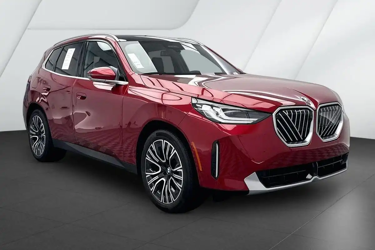 2026 BMW X3 30 XDRIVE's photo