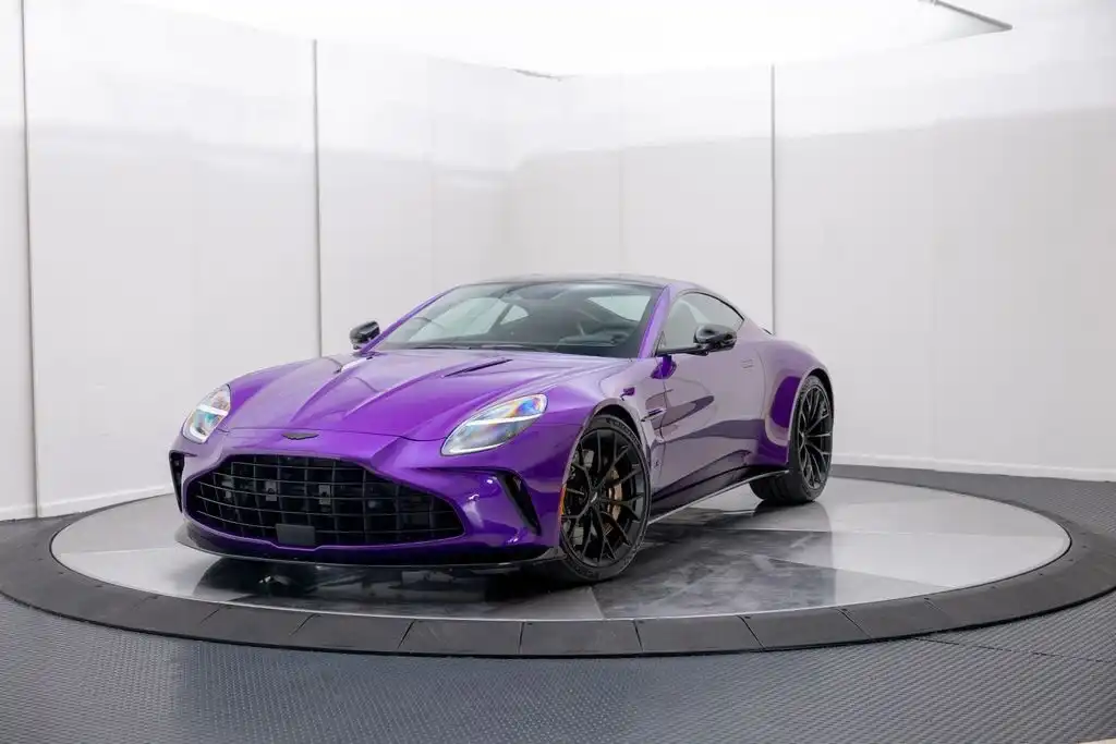 2026 Aston Martin Vantage 4.0 V8's photo