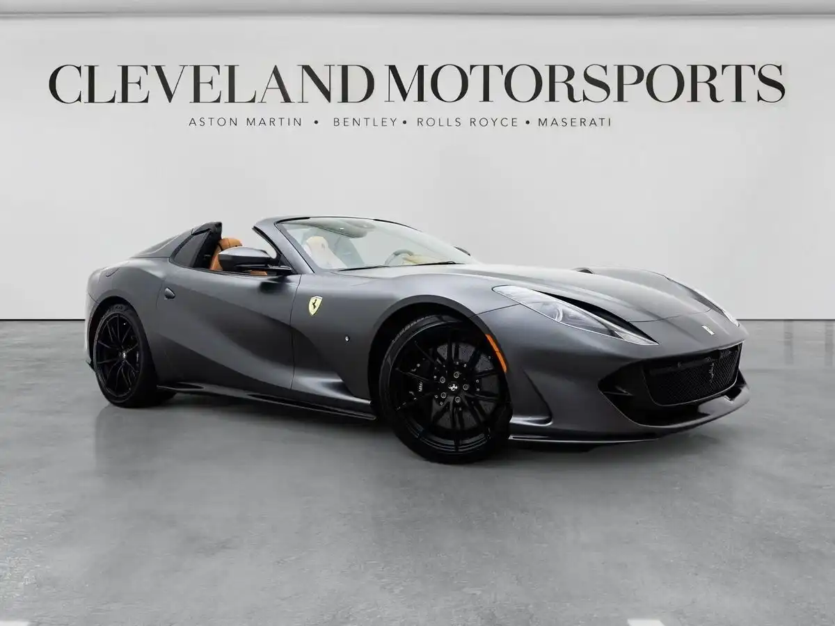 2021 Ferrari 812 Base's photo