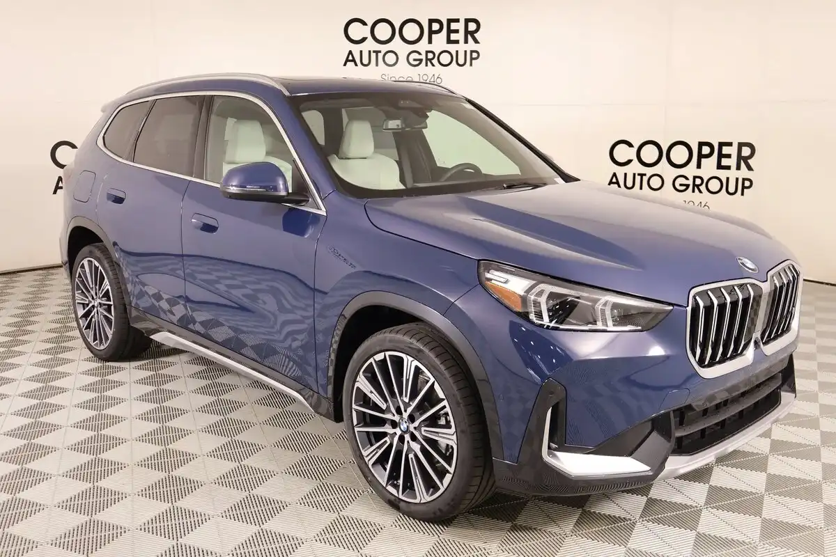 2026 BMW X1 xDrive28i's photo