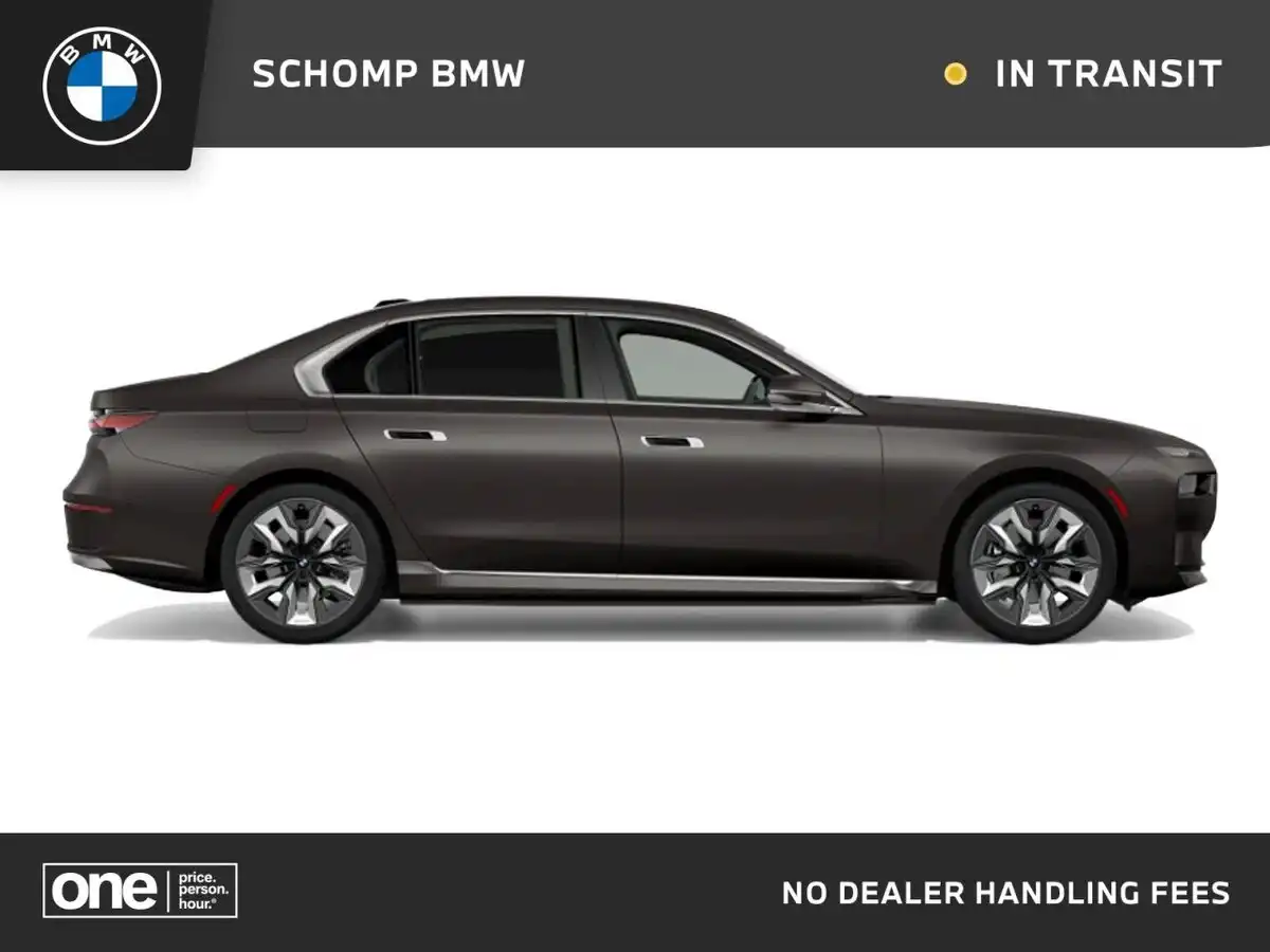 2027 BMW i7 xDrive60 Sedan's photo