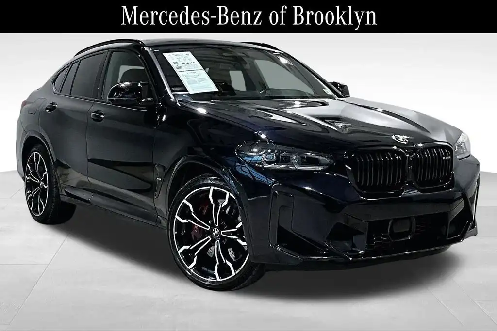 2025 BMW X4 M Base's photo