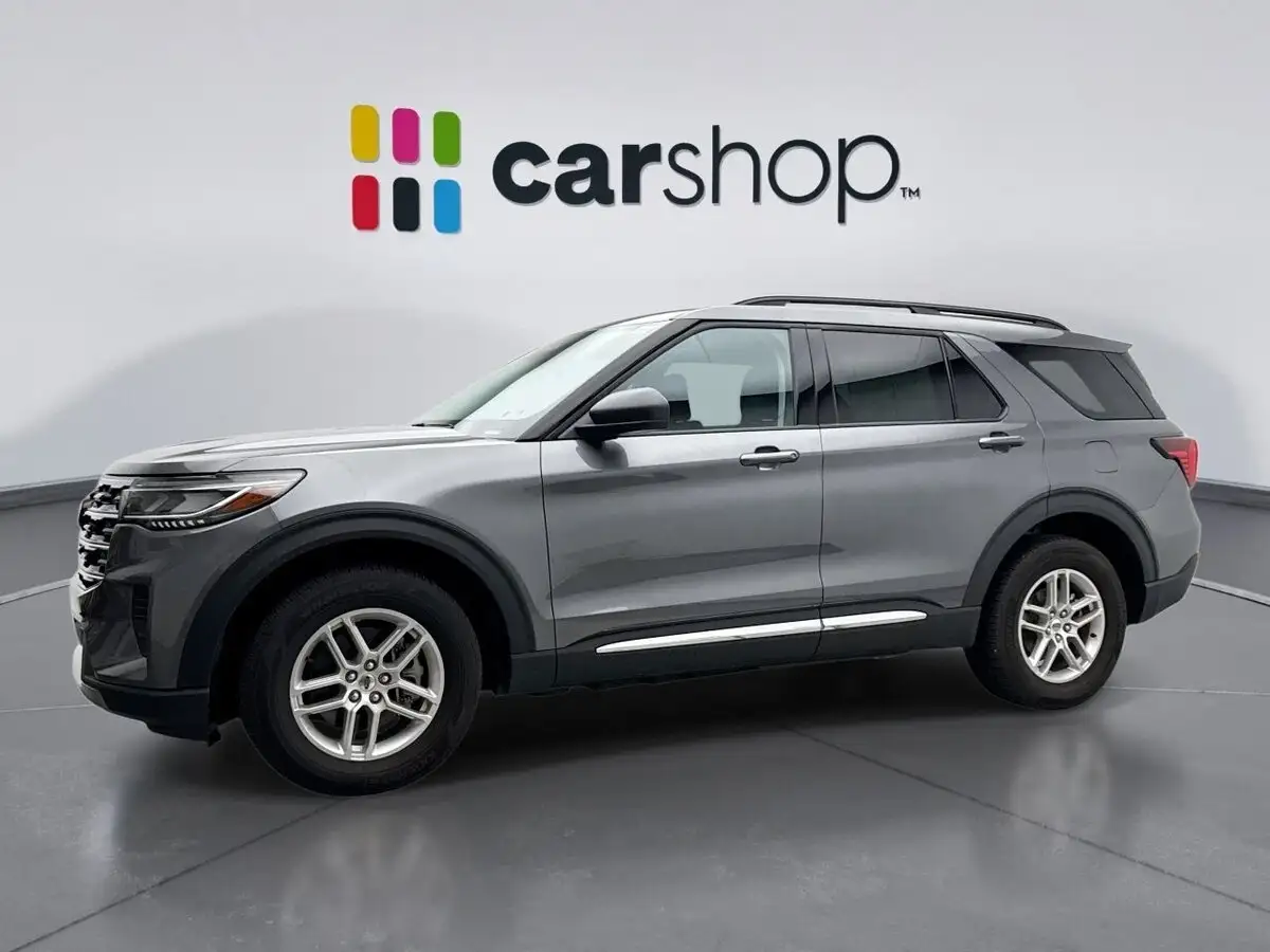 2025 Ford Explorer Active 4WD PL535's photo
