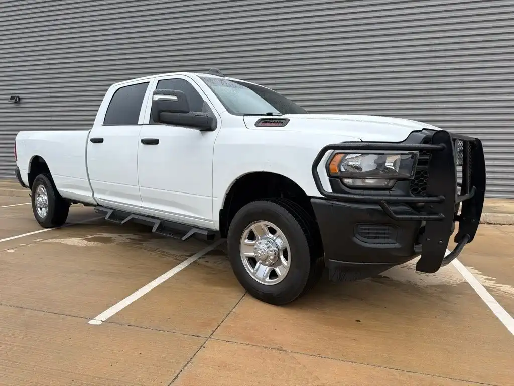 2024 RAM 2500 Tradesman 4X4 Crew Cab LWB's photo
