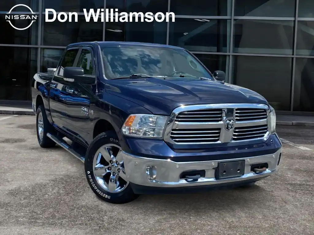 2015 RAM 1500 Big Horn/Lone Star 4x4 Crew Cab's photo
