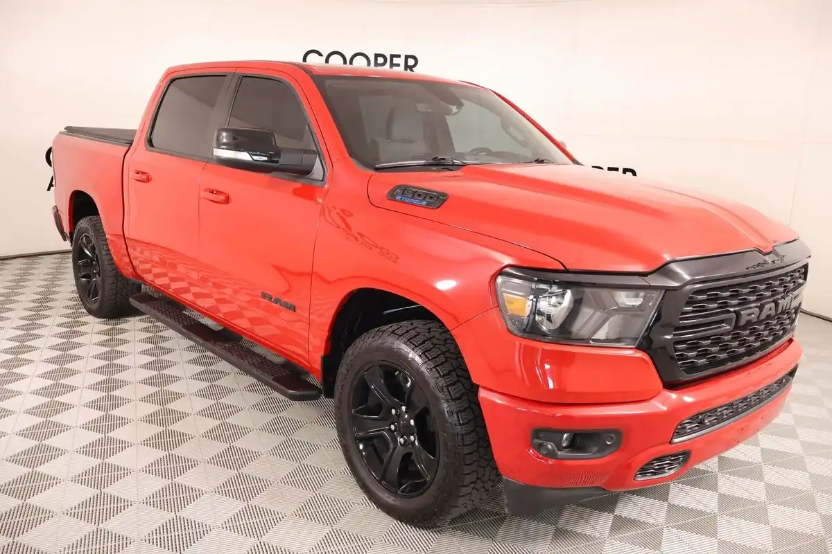 2022 RAM 1500 Big Horn/Lone Star 4x4 Crew Cab 5'7's photo