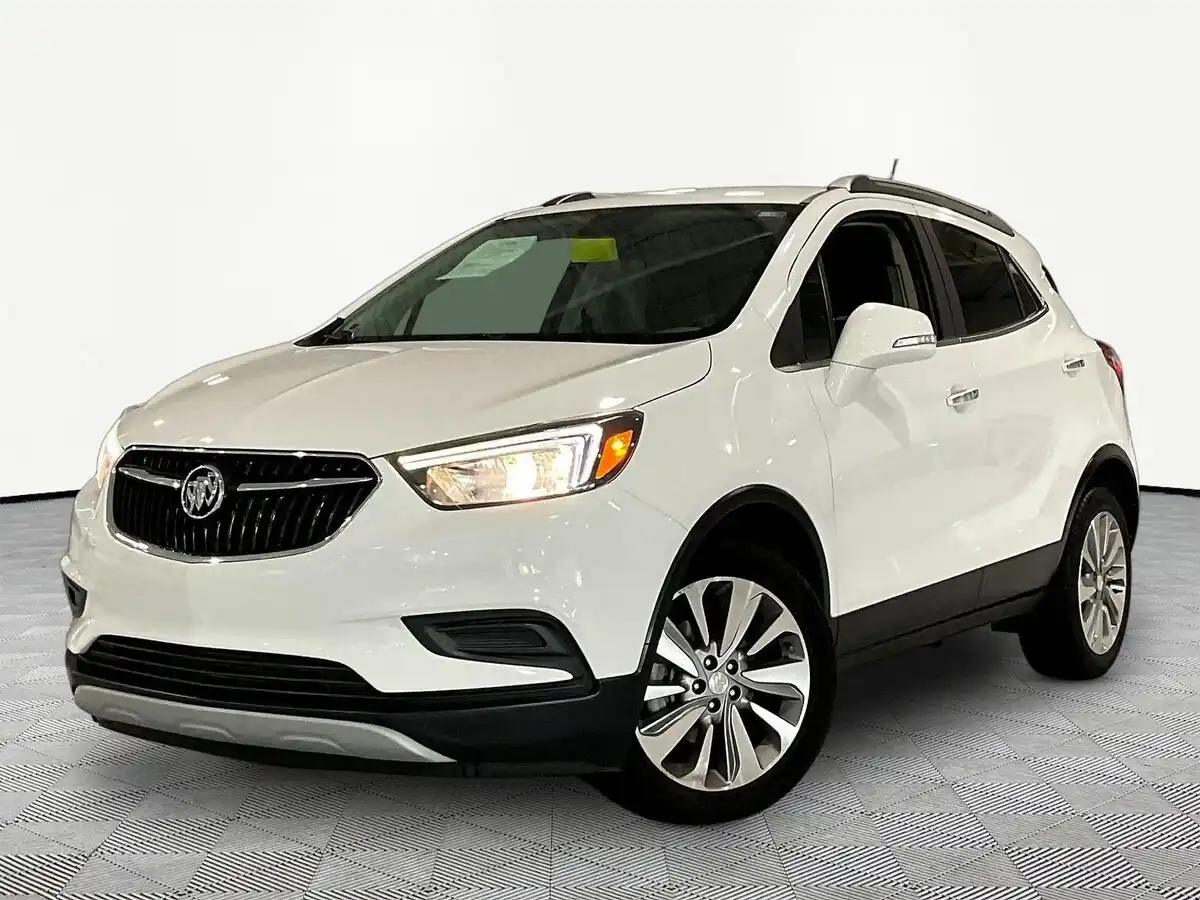 2019 Buick Encore Preferred's photo