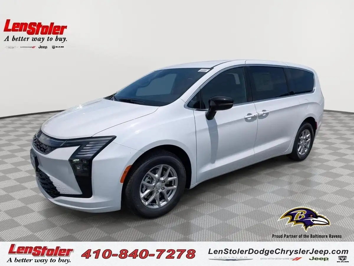 2027 Chrysler Pacifica Select's photo