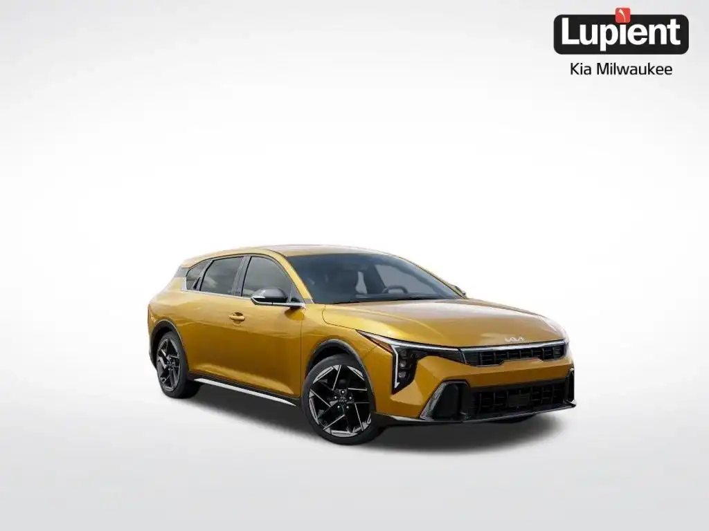 2026 Kia K4 GT-Line Auto Hatchback's photo