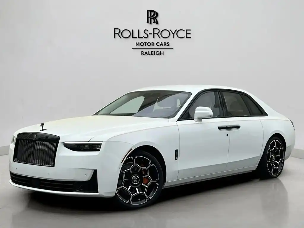 2025 Rolls-Royce Ghost Black Badge's photo
