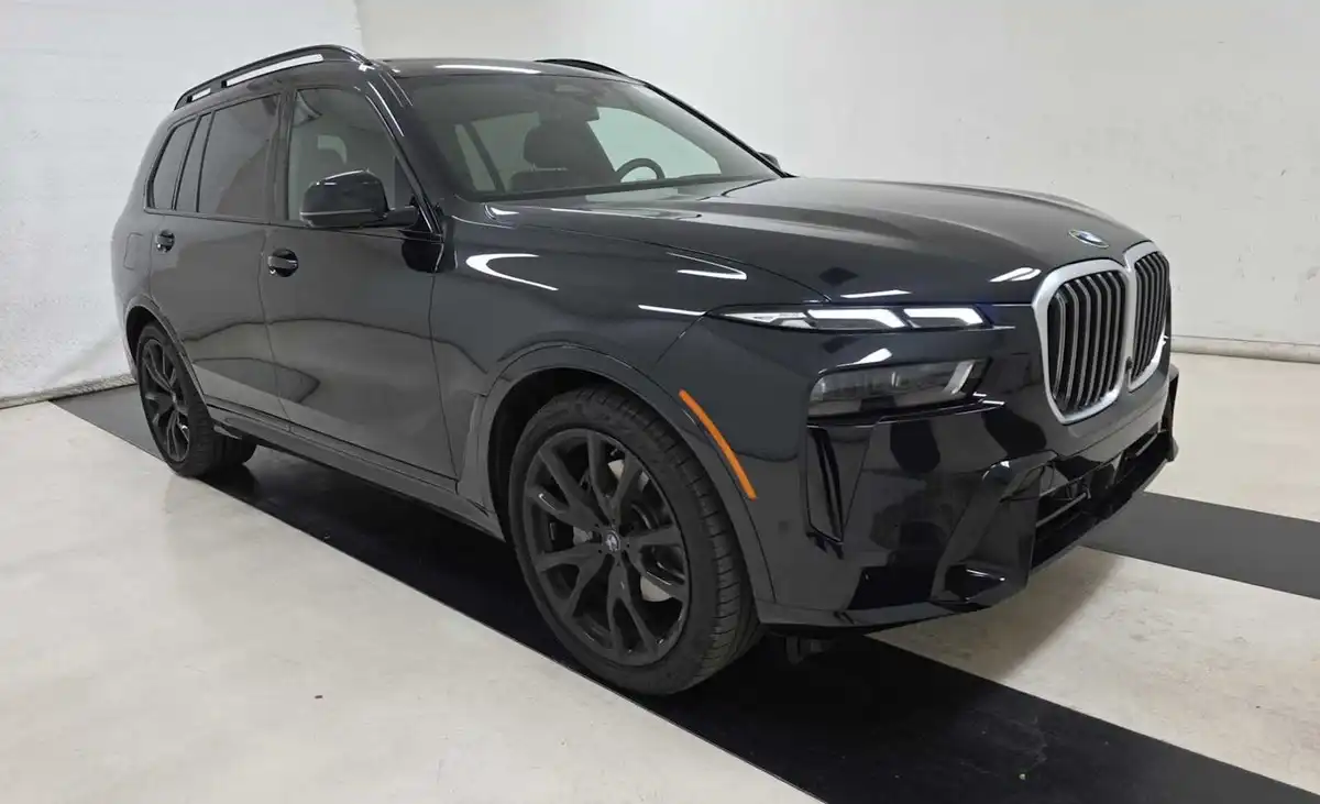 2026 BMW X7 xDrive40i's photo