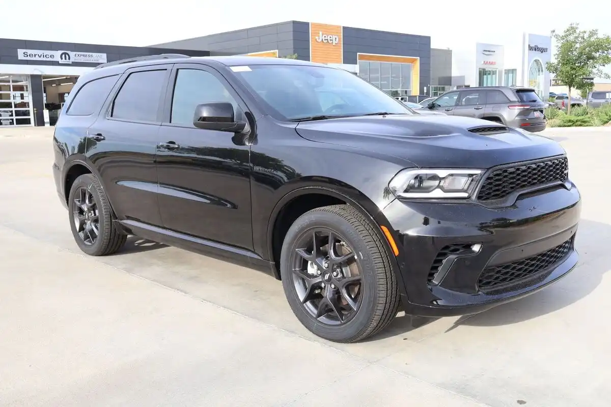 2026 Dodge Durango GT HEMI V8 AWD's photo