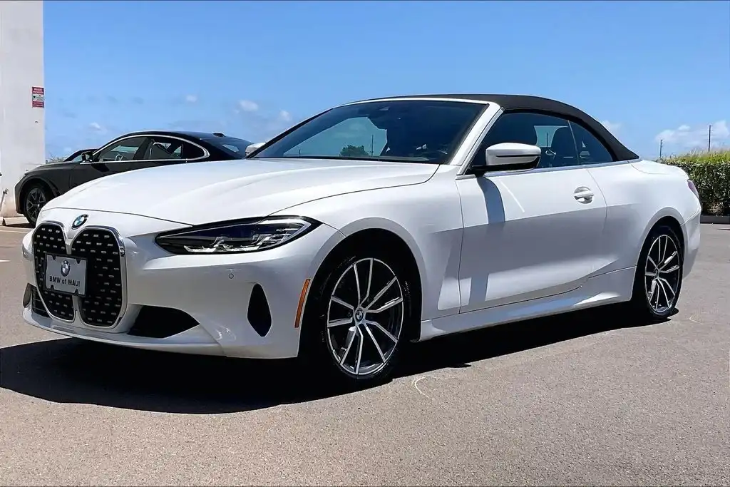 2024 BMW 4 Series 430i xDrive Convertible's photo