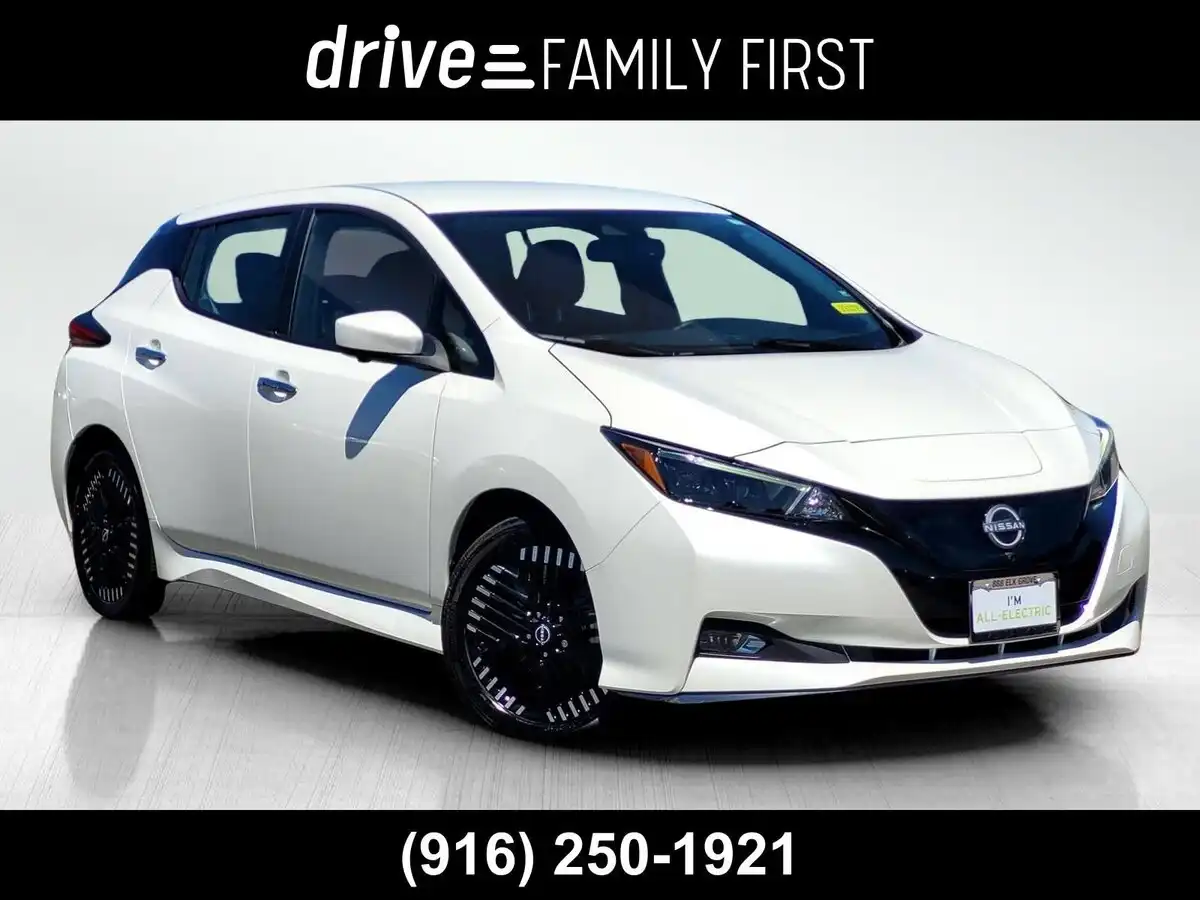 2024 Nissan Leaf SV PLUS's photo