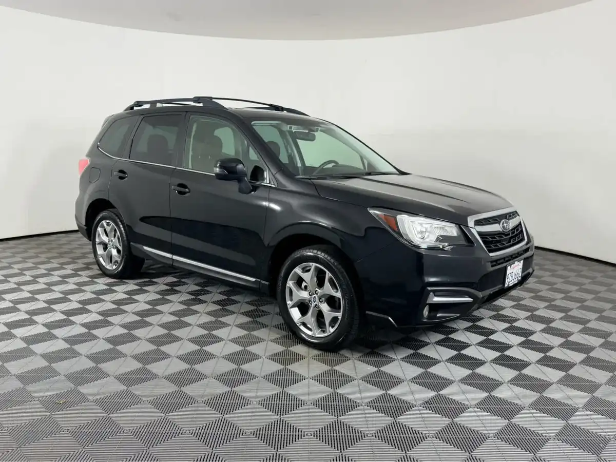 2018 Subaru Forester 2.5i Touring CVT's photo