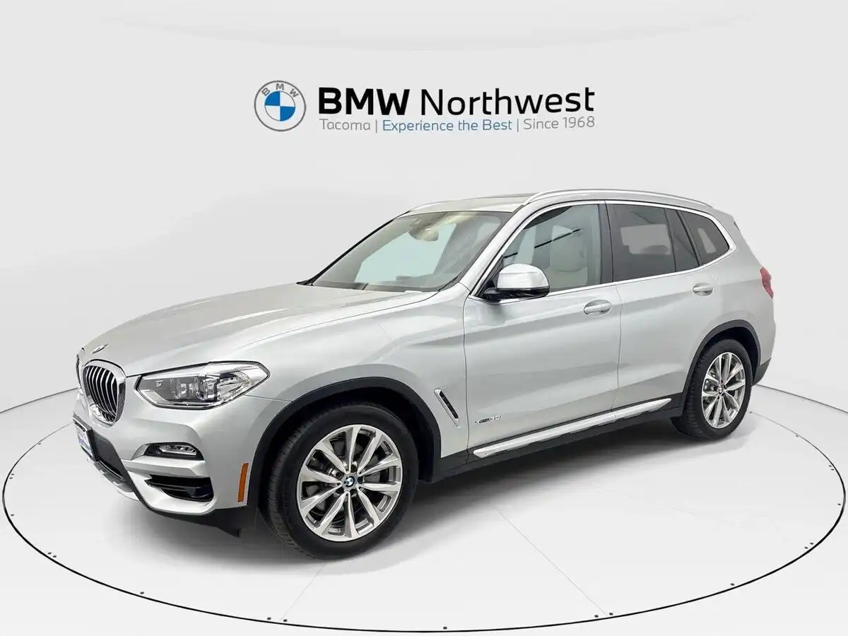 2018 BMW X3 xDrive30i's photo