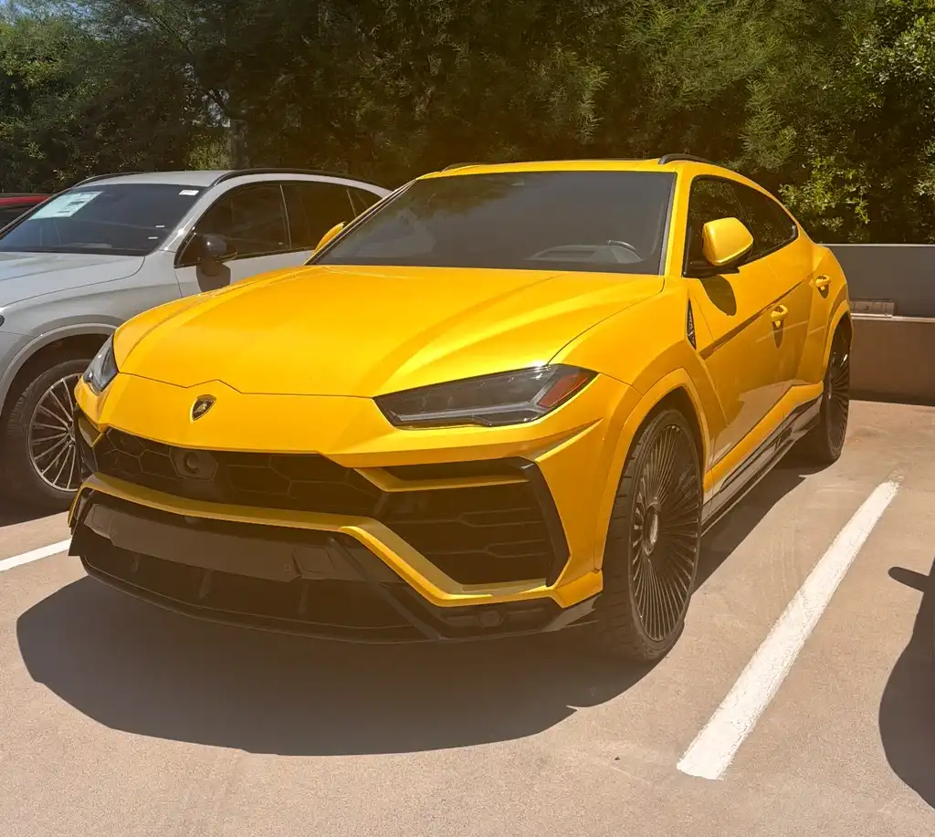 2021 Lamborghini Urus 4.0 V8's photo