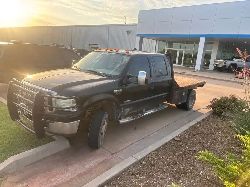 2006 Ford F-350 Lariat 4x4 Crew Cab SWB DRW's photo