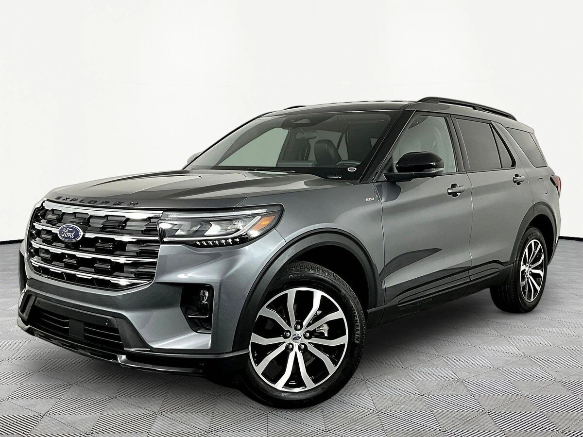 2025 Ford Explorer ST-Line 4WD PL535 photo 1