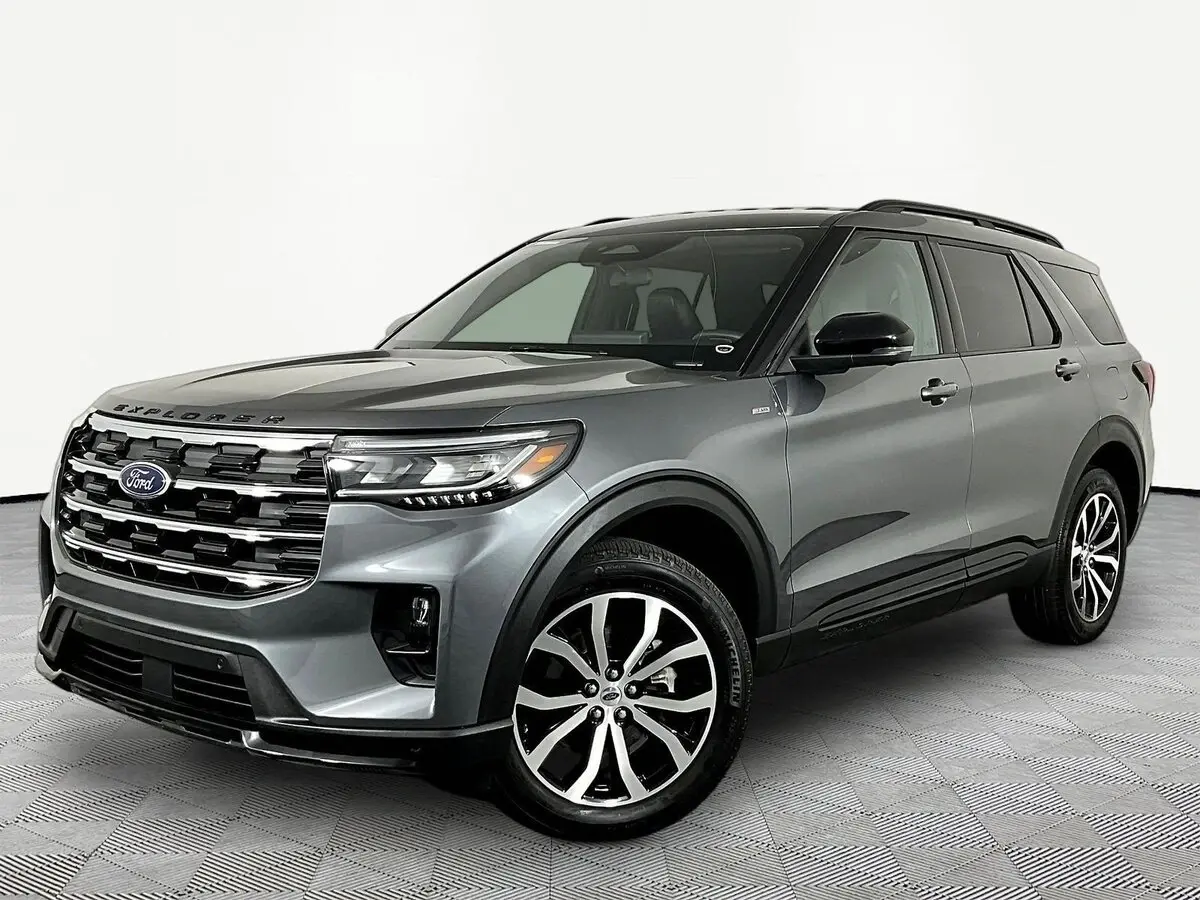 Vehicle Image 1