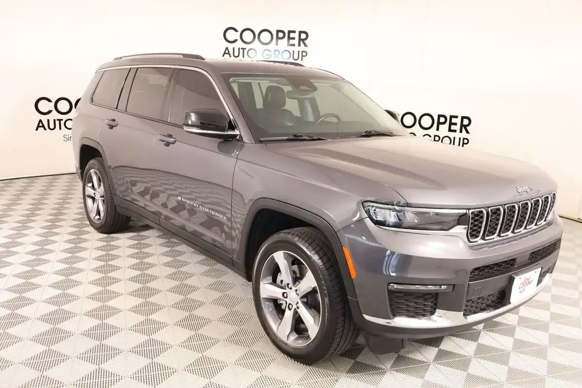 2021 Jeep Grand Cherokee L Limited's photo