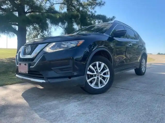 2020 Nissan Rogue SV AWD's photo