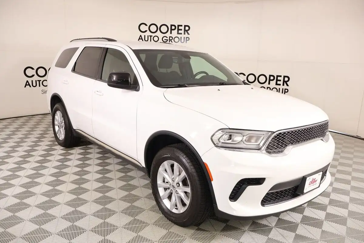 2023 Dodge Durango SXT AWD's photo