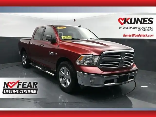 2018 RAM 1500 Big Horn 4x4 Crew Cab 5'7's photo