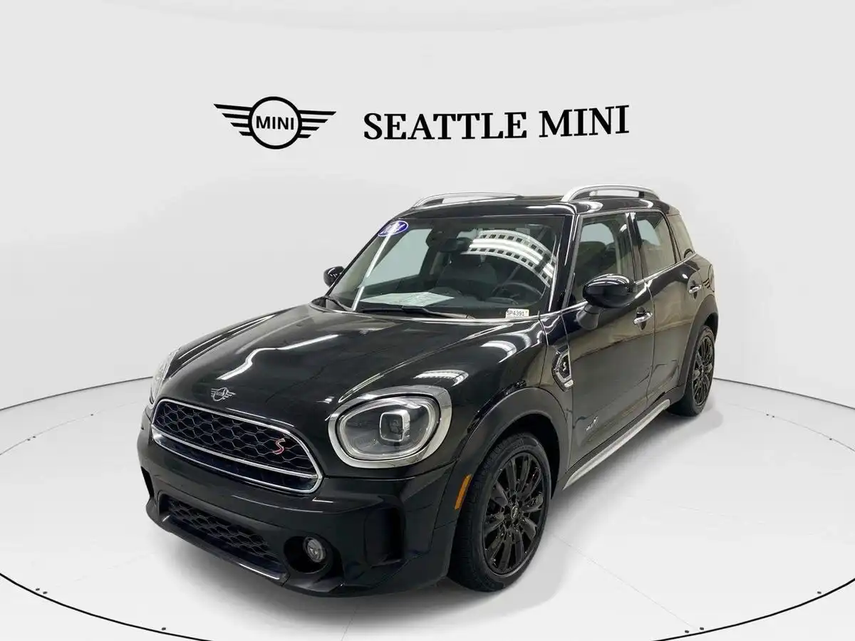 2024 MINI Countryman Cooper S ALL4's photo