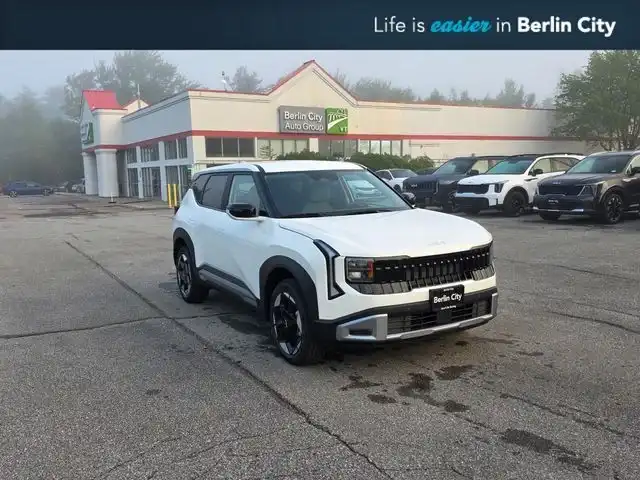 2027 Kia Seltos S AWD's photo